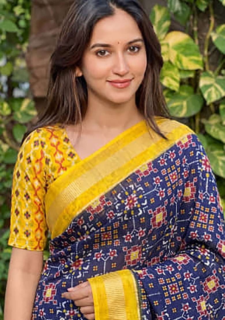 Yellow And Royal Blue Ikkat Linen Saree Set - Indya