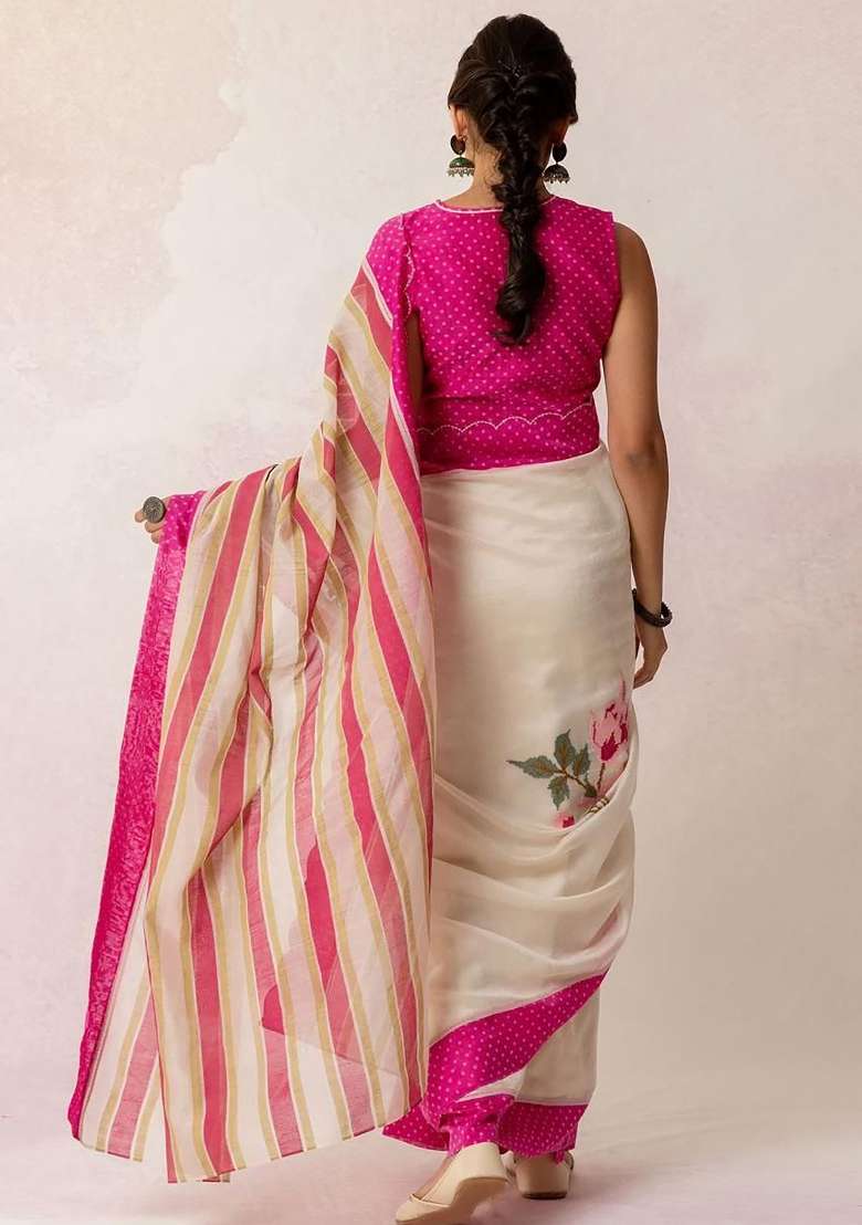 Off White Floral Print Linen Saree Set - Indya