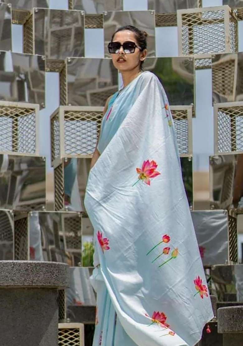 Sky Blue Lotus Motifs Linen Saree Set - Indya