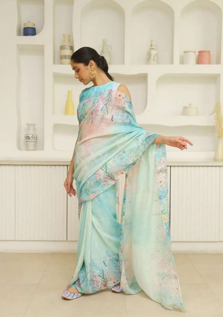 Sky Blue Lotus Motifs Linen Saree Set - Indya