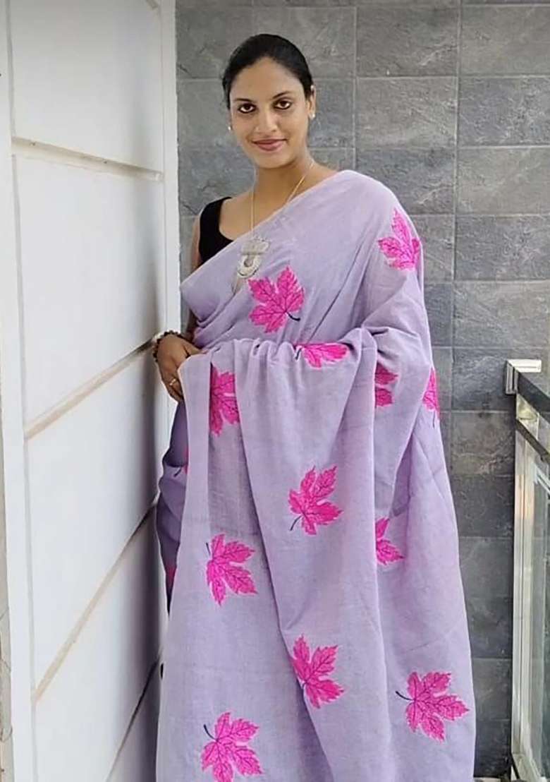 Light Lavender Floral Print Linen Saree Set - Indya