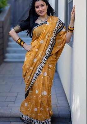 Mustard Yellow Musical Motifs Linen Saree Set
