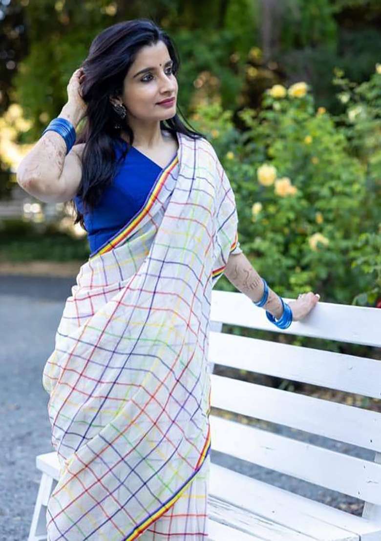 Off White Checked Linen Saree Set - Indya