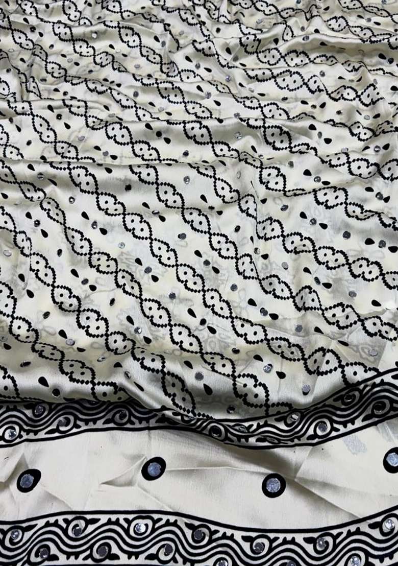 White Geomatric Silk Saree Set - Indya