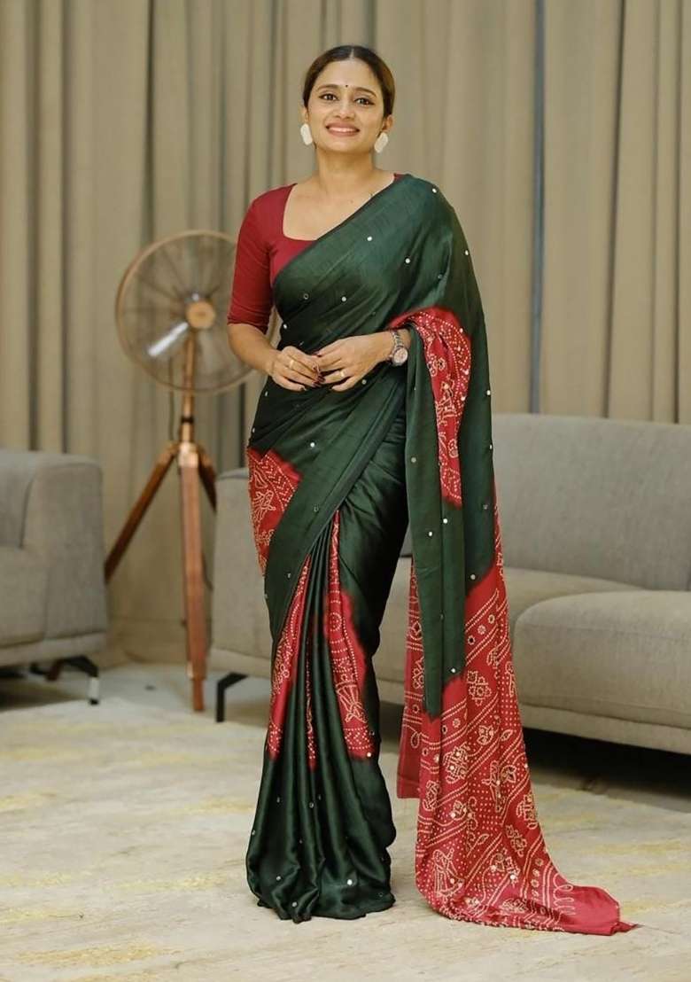 Mehendi Green Bandhani Silk Saree Set - Indya