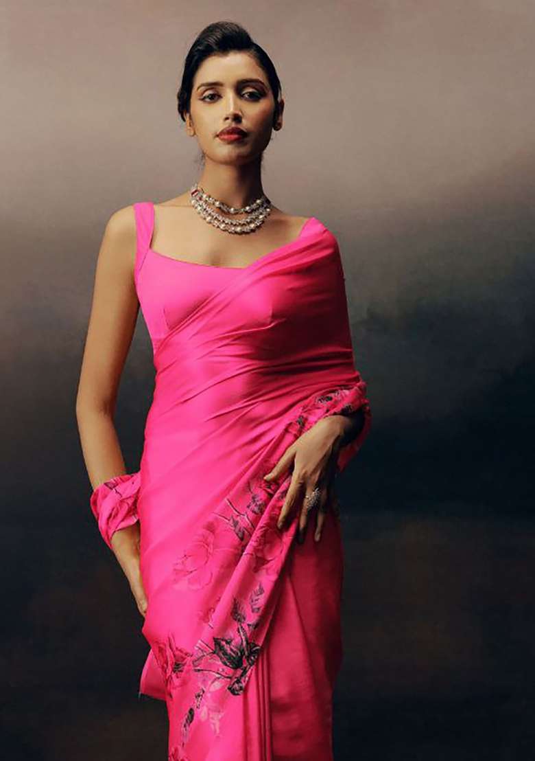Fucia Pink Floral Print Model Saree Set - Indya
