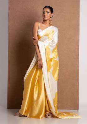 White Floral Print Model Saree Set