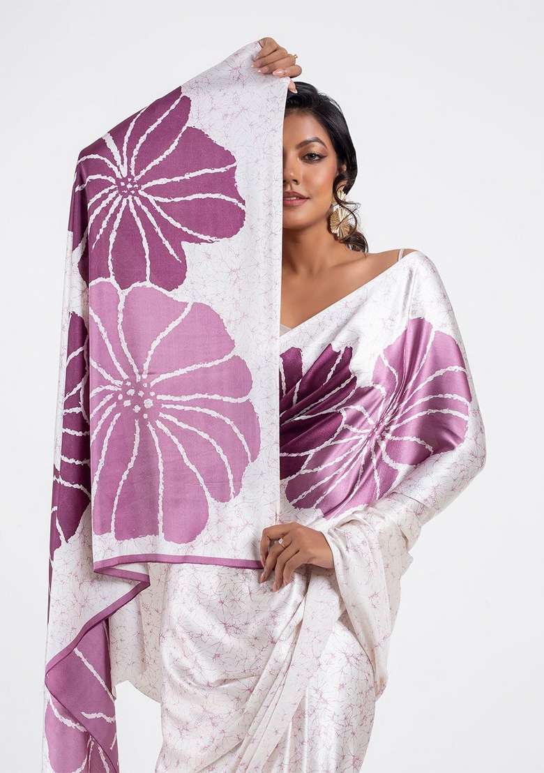 White Floral Print Model Saree Set - Indya