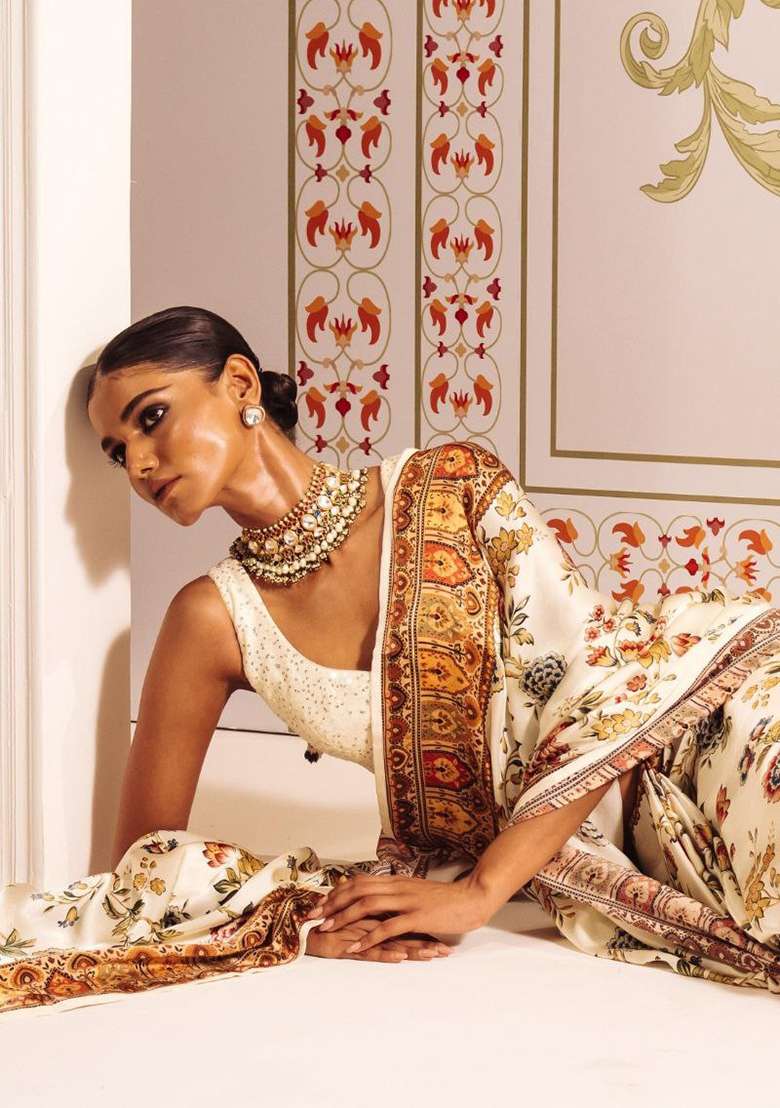 White Floral Print Model Saree Set - Indya