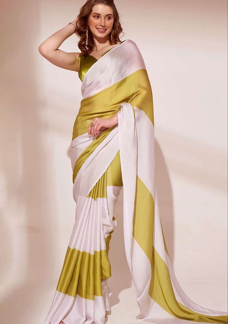 White Floral Print Model Saree Set - Indya