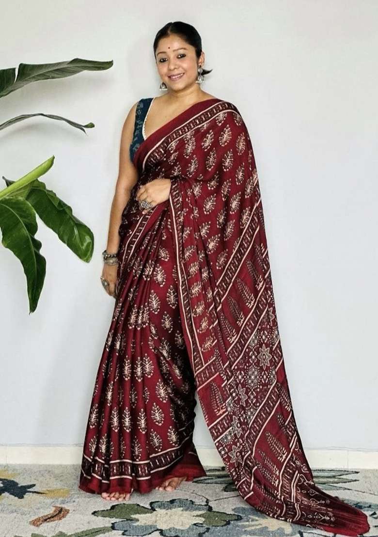 Maroon Floral Print Model Saree Set - Indya