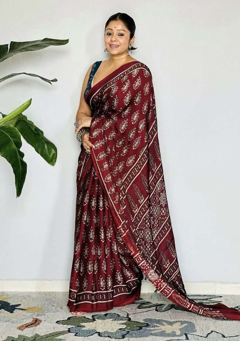 Maroon Floral Print Model Saree Set - Indya