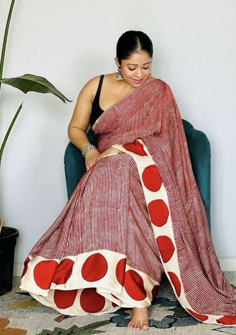 Red Floral Print Model Saree Set - Indya