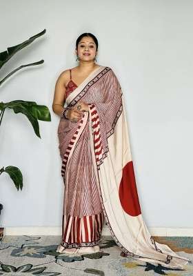 Multicolor Floral Print Model Saree Set