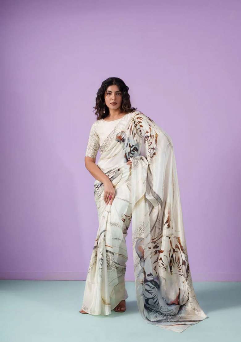 Off White Tiger Model Saree Set - Indya