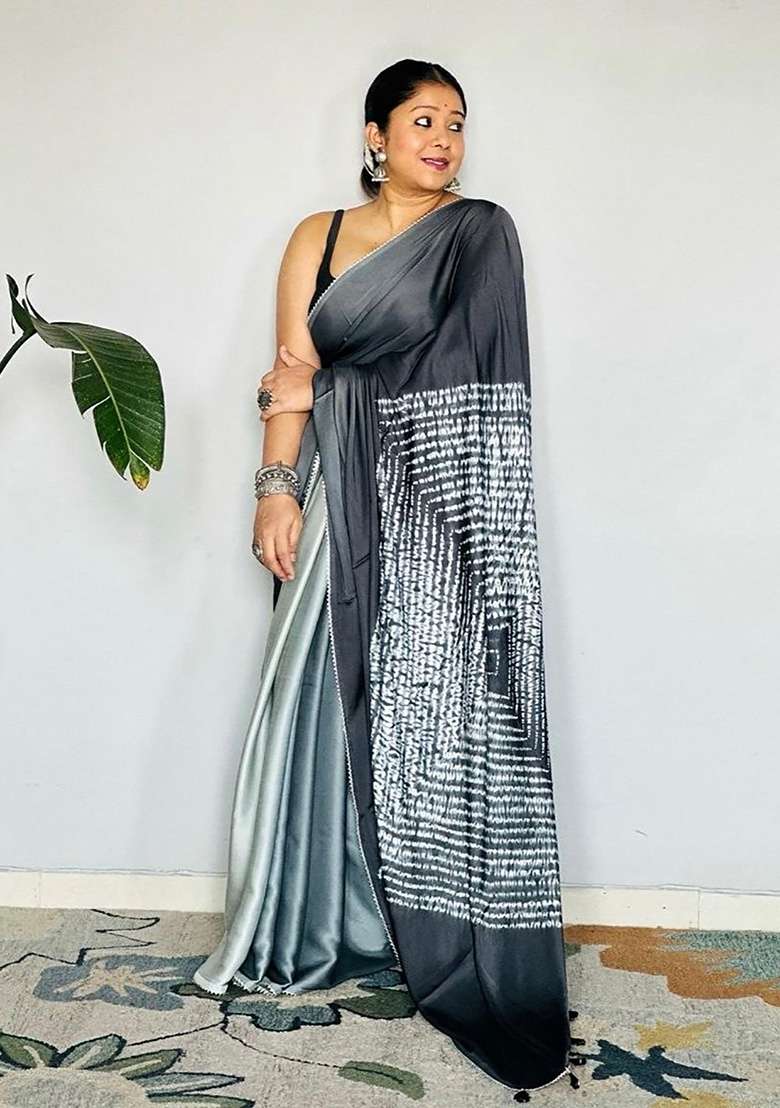 Black Solid Model Saree Set - Indya
