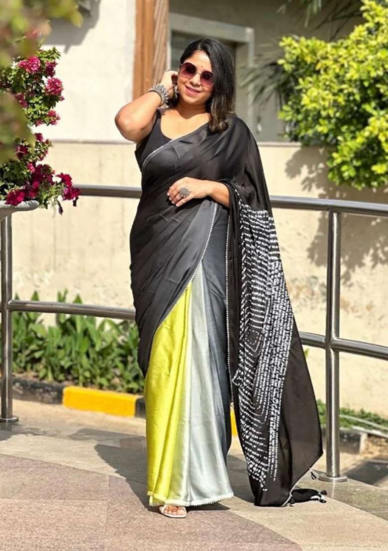 Black Floral Print Model Saree Set - Indya