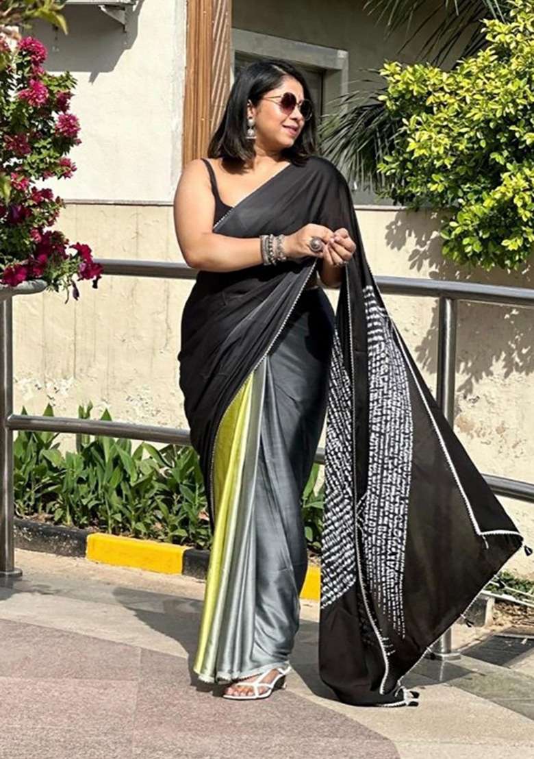 Black Floral Print Model Saree Set - Indya
