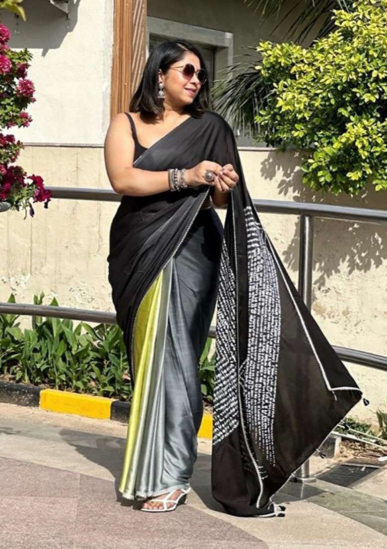 Black Floral Print Model Saree Set - Indya
