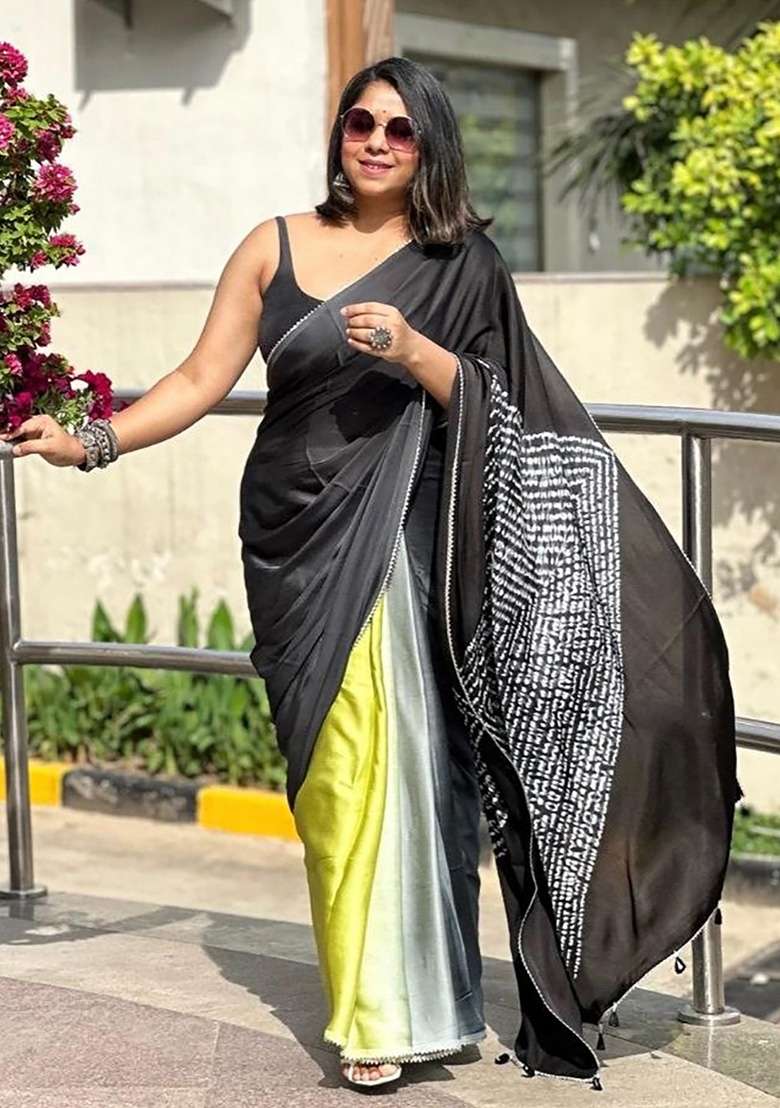 Black Floral Print Model Saree Set - Indya