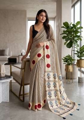 Cream Striped Model Saree Set
