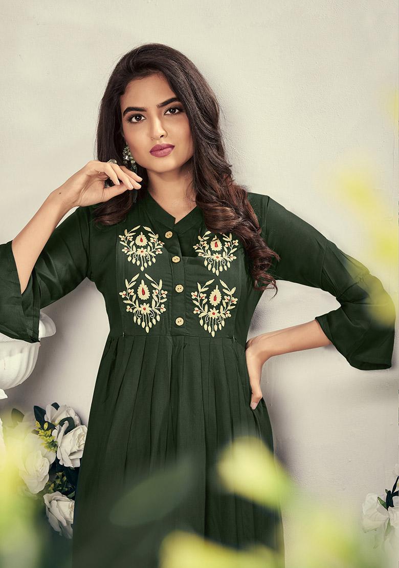 Green Embroidered Rayon Kurta