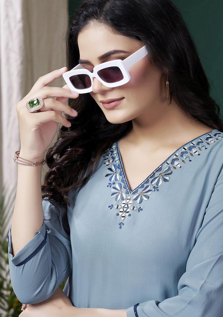 Blue Embroidered Cotton Kurta