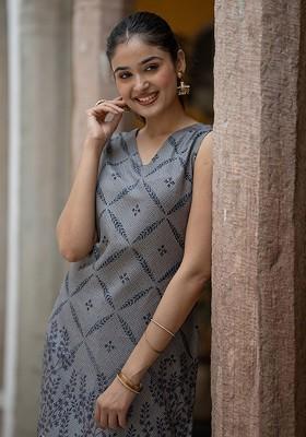 Grey Floral Print Poly Blend Kurta