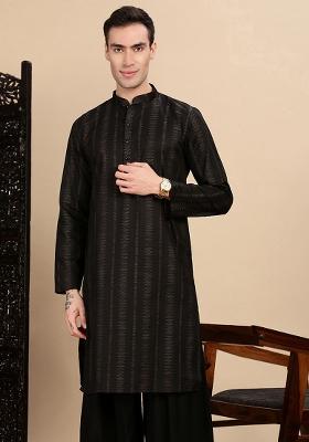 Black Textured Cotton Kurta For Men