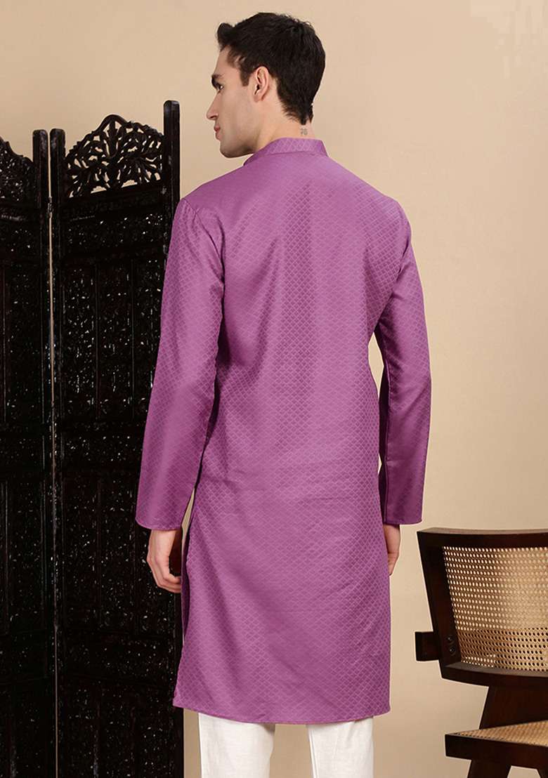 Mauve Textured Cotton Kurta For Men - Indya