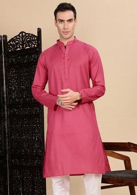 Pink Textured Cotton Kurta For Men