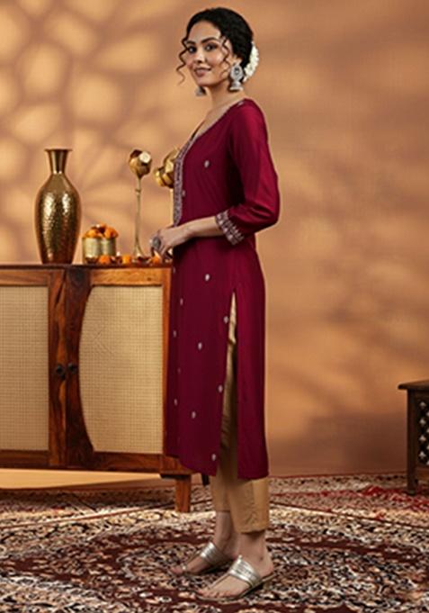Maroon Embroidery Silk Kurta