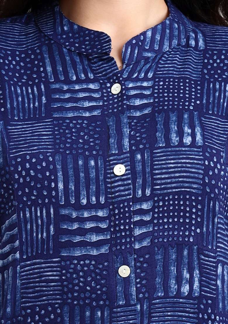 &nbsp;Indigo Blue Geometric Cotton Kurta Set - Indya