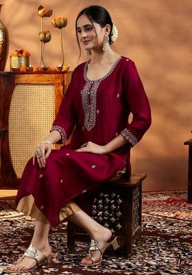 Maroon Embroidery Silk Blend Kurta