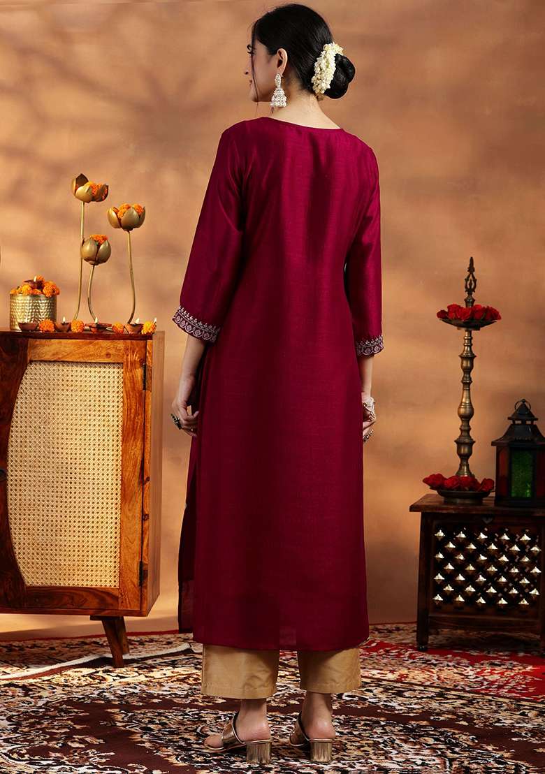 Maroon Embroidery Silk Blend Kurta - Indya