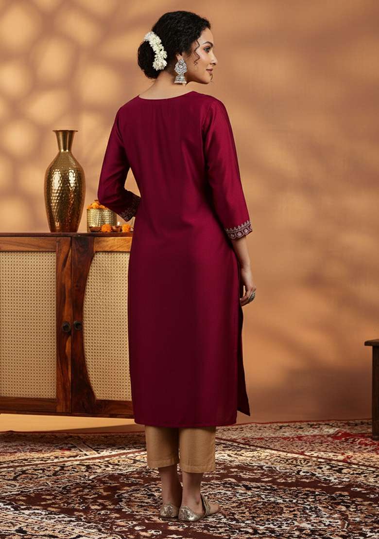 Maroon Embroidery Silk Blend Kurta - Indya