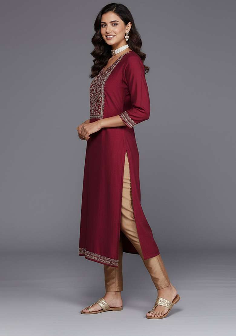 Maroon Embroidery Silk Blend Kurta - Indya