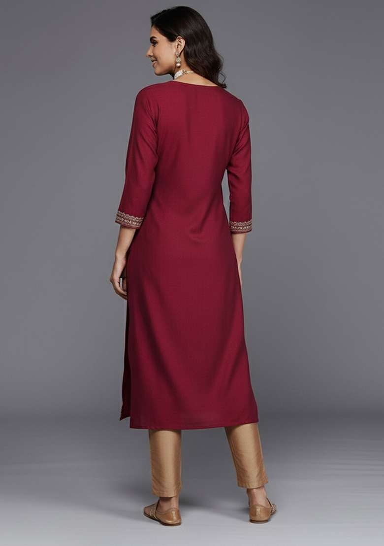 Maroon Embroidery Silk Blend Kurta - Indya