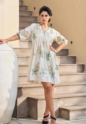 White Embroidery Cotton Kurta