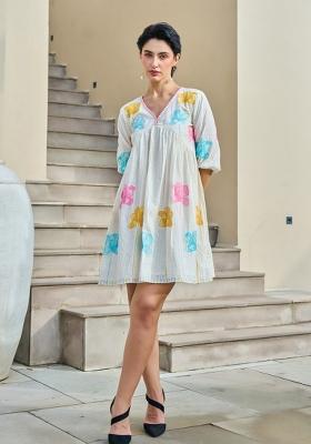 White Embroidery Cotton Kurta