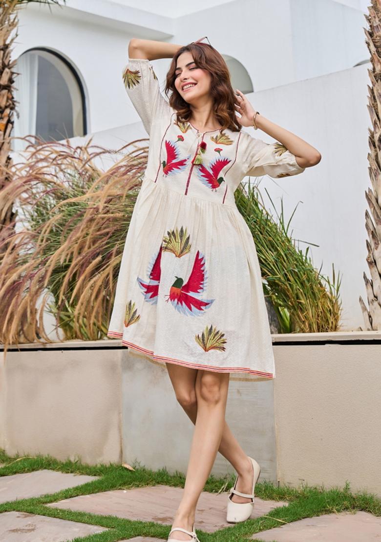 White Embroidery Cotton Kurta - Indya