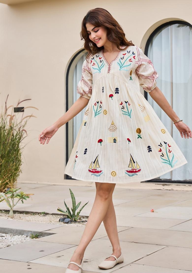 White Embroidery Cotton Kurta - Indya