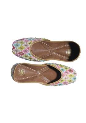 4S Womens Multicolored Geometric Beadwork Handcrafted Punjabi Jutti