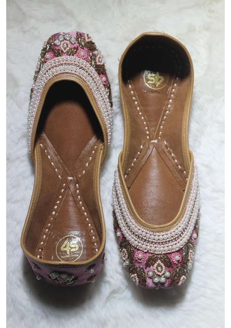 4S Womens Mauve Pink Silk Handcrafted Pearl and Zardozi Embroidered Punjabi Jutti - Indya