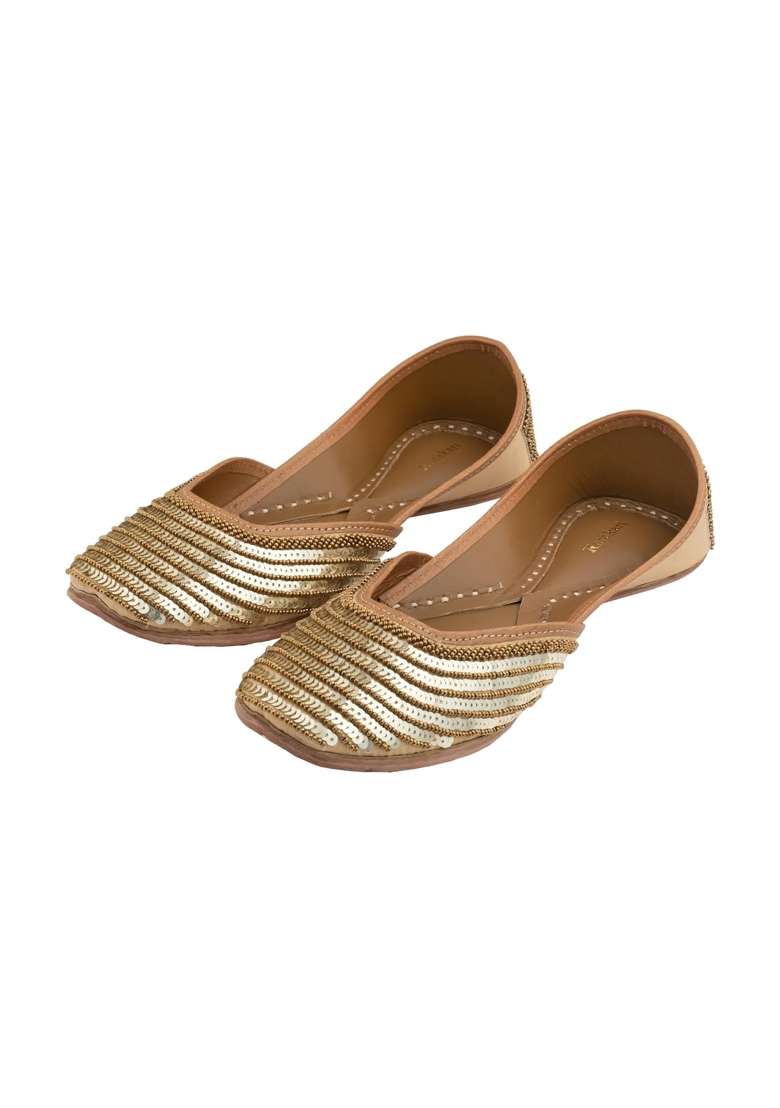 Korakari Womens Traditional Ethnic Amber Punjabi Jutti Leather Flat Comfortable Mojaris for Girls - Indya