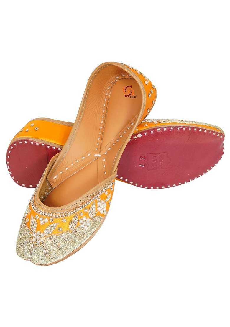 DFR Orange Women Hand Dabka Zari Mojari Juttis - Indya