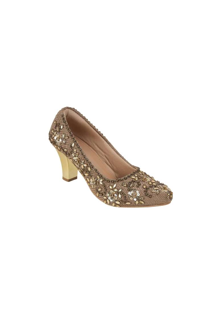 Mochi Womensslip on Closure Ethnic Mojaris with Block Heel - Indya