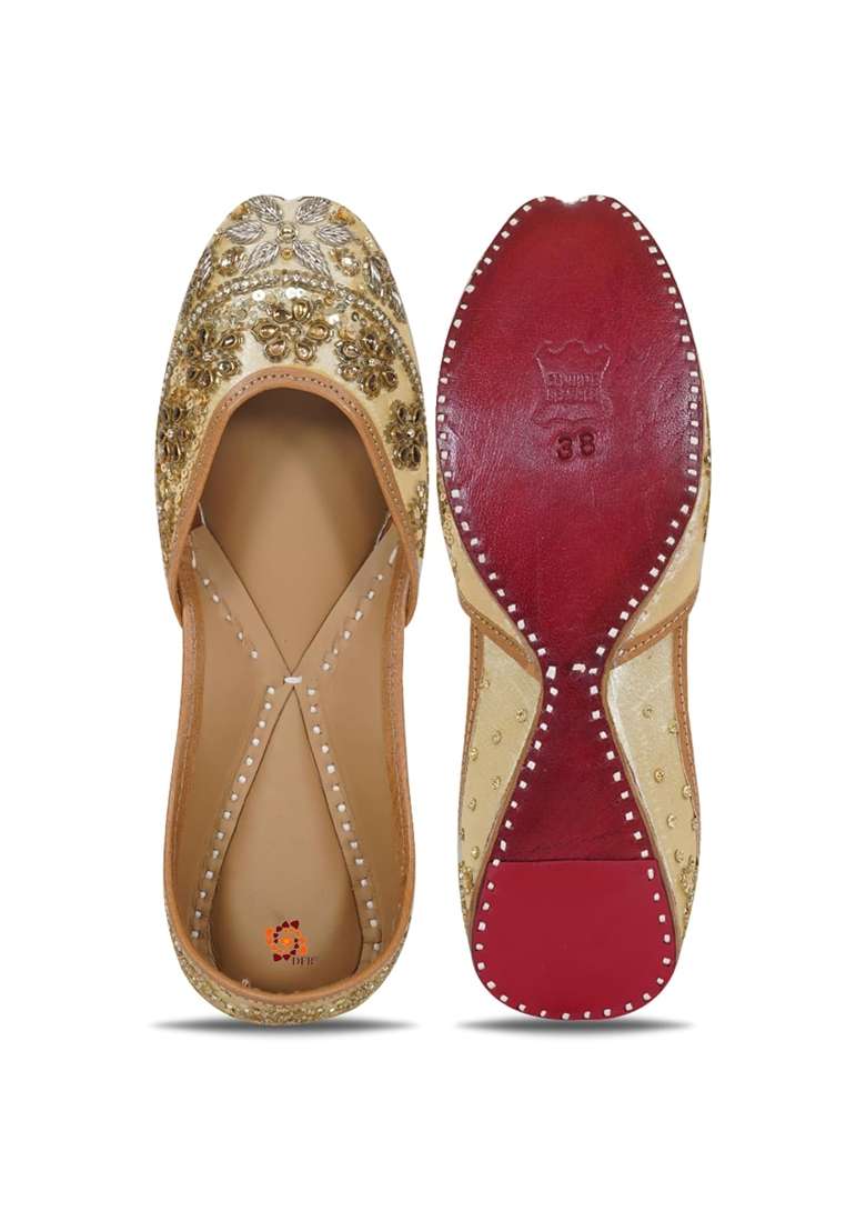 DFR Women Hand Zari Dabka Mojari Juttis - Indya