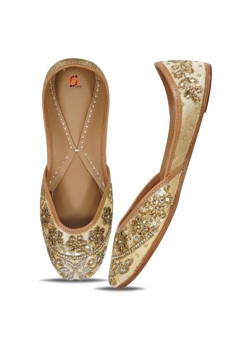 DFR Women Hand Zari Dabka Mojari Juttis