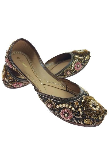Fulkari Womens Bergenia Gold Genuine Soft Leather Embroidered Jutis